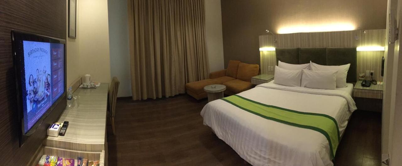 Hotel Wisata Niaga Purwokerto Exterior foto